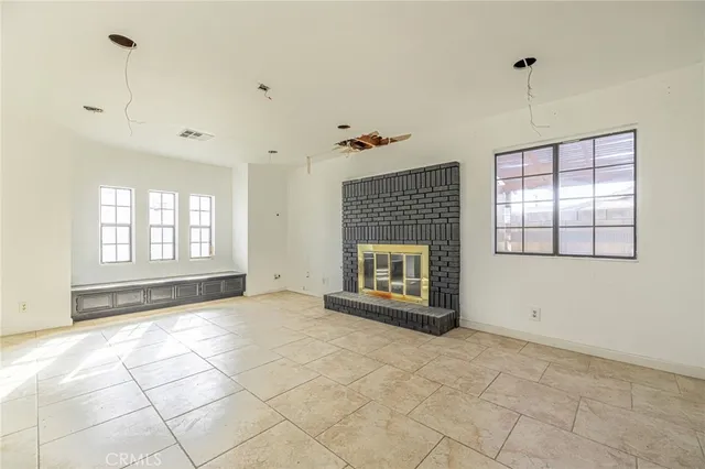 $699,000 | 4835 West W Avenue, Lancaster, CA 93536