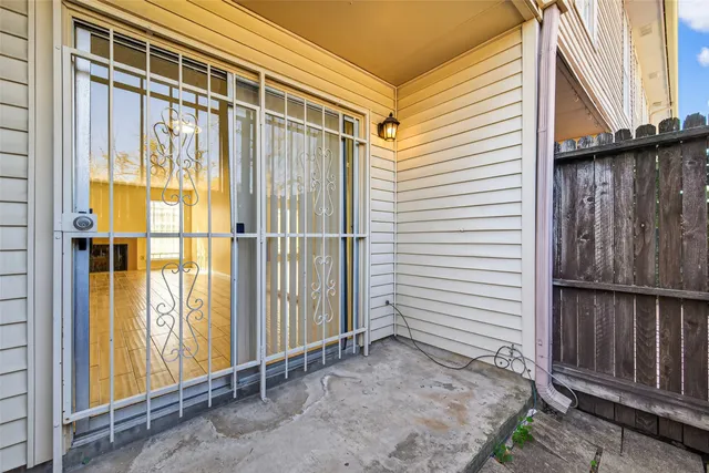 $140,000 | 3100 Jeanetta Street, Unit 1004, Houston, TX 77063