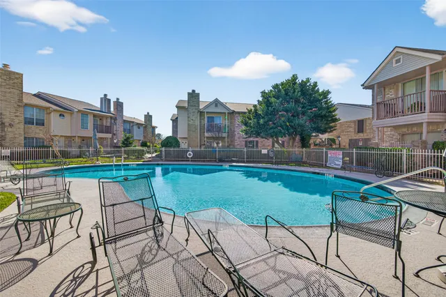 $140,000 | 3100 Jeanetta Street, Unit 1004, Houston, TX 77063