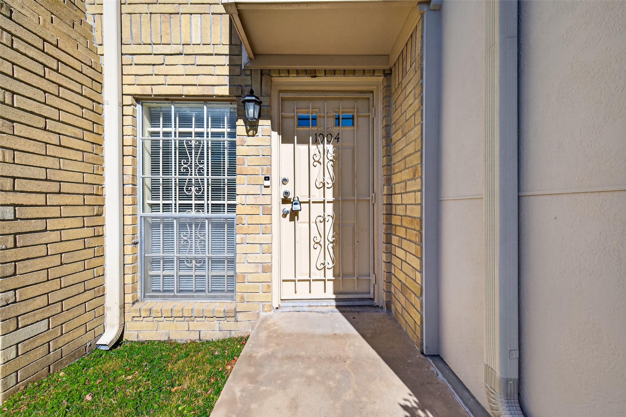 3100 Jeanetta Street, Unit 1004 Houston, TX 77063 - Photo 5 of 46