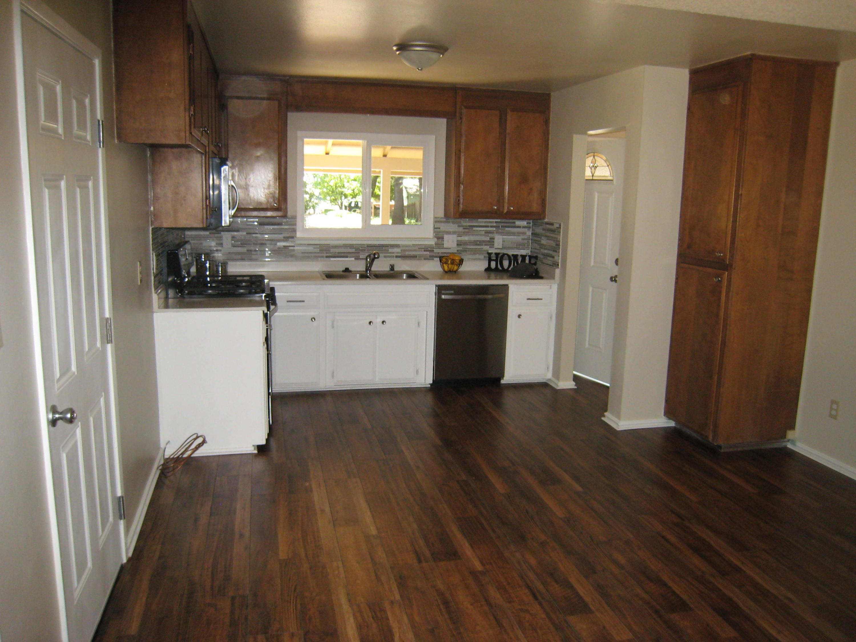 1116 Harpole Road Redding, CA 96002 - Photo 7 of 15 IMG_1833