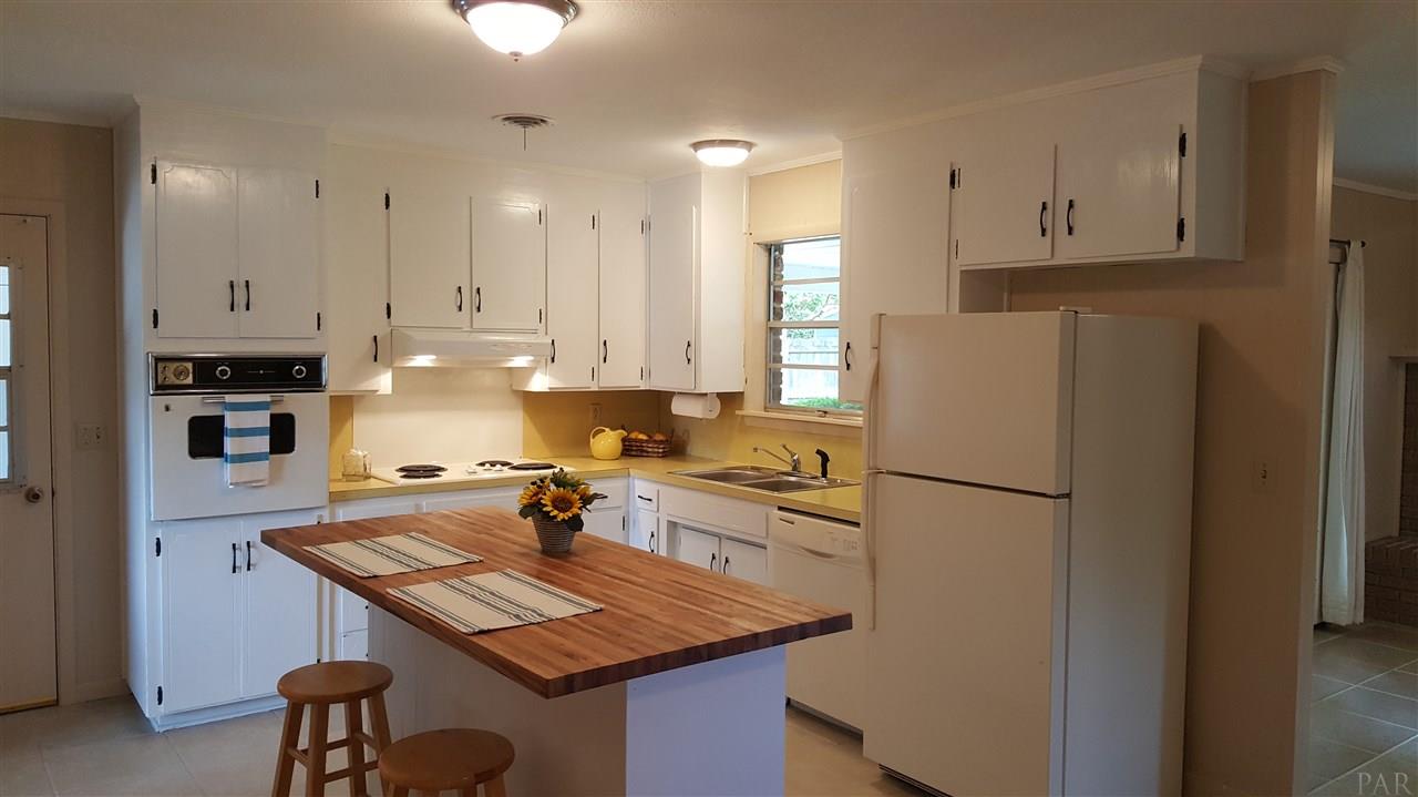 6160 Angelina Road Pensacola, FL 32504 - Photo 14 of 35