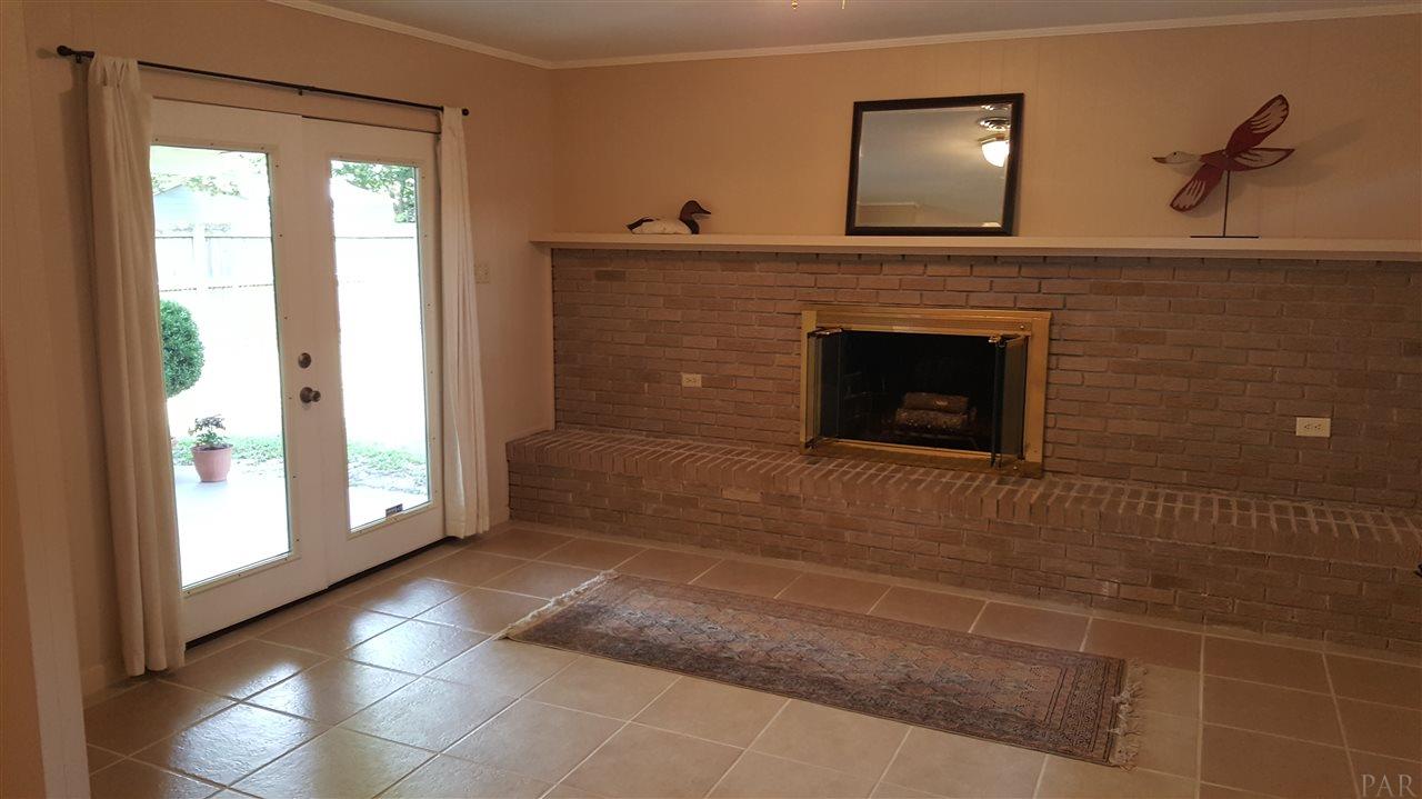 6160 Angelina Road Pensacola, FL 32504 - Photo 15 of 35