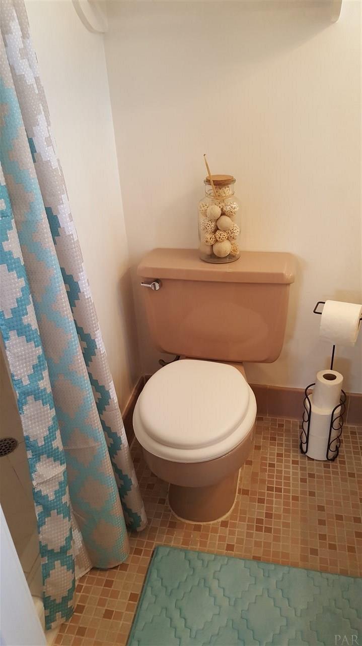 6160 Angelina Road Pensacola, FL 32504 - Photo 30 of 35