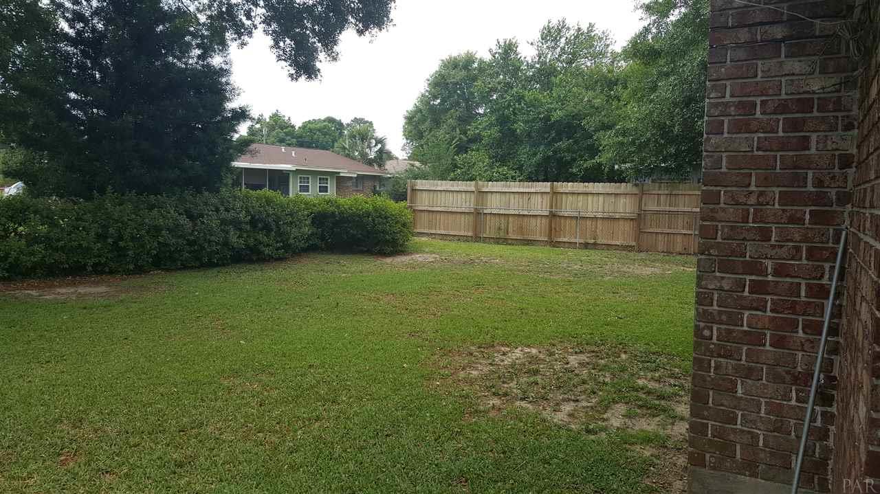 6160 Angelina Road Pensacola, FL 32504 - Photo 7 of 35