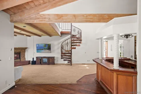a view of a indoor garage