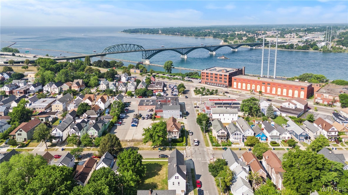 877 Prospect Avenue Buffalo, NY 14213 - Photo 11 of 39