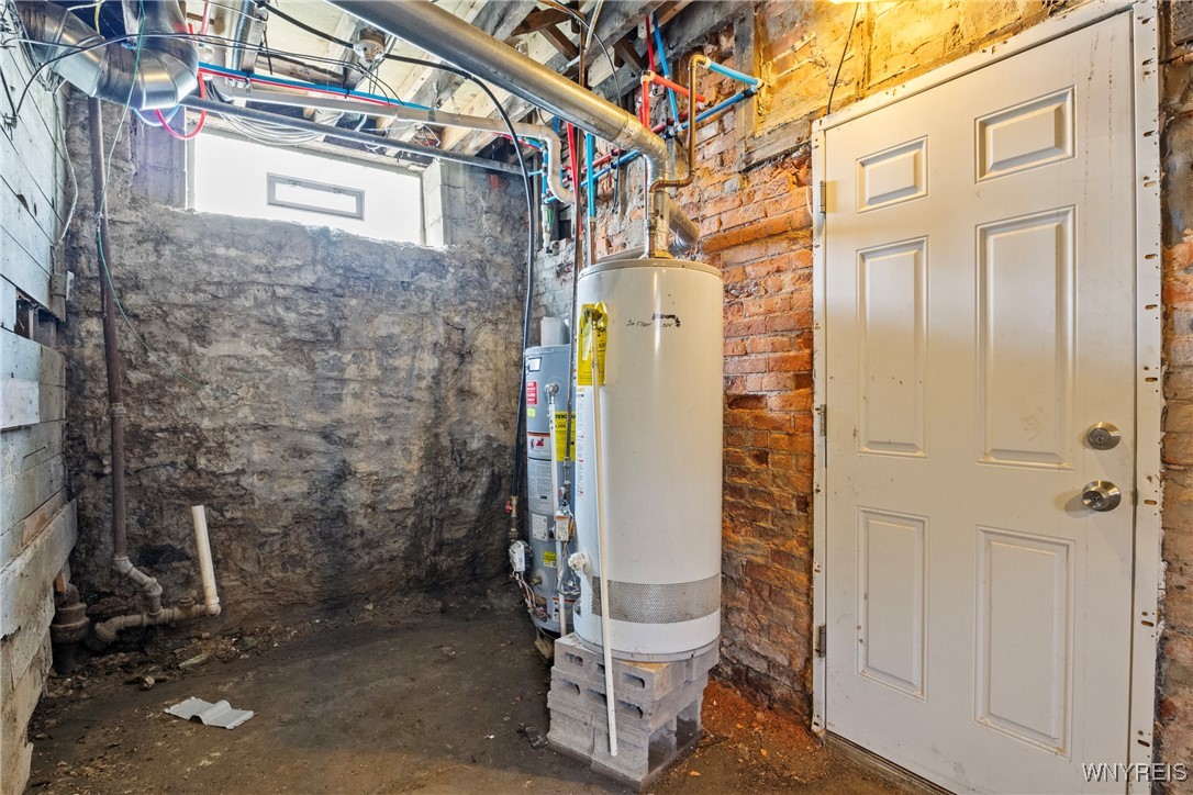 877 Prospect Avenue Buffalo, NY 14213 - Photo 38 of 39