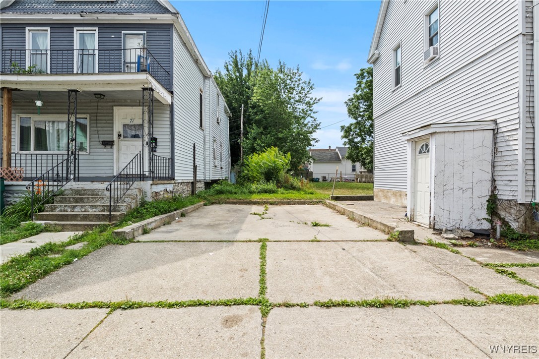 877 Prospect Avenue Buffalo, NY 14213 - Photo 8 of 39