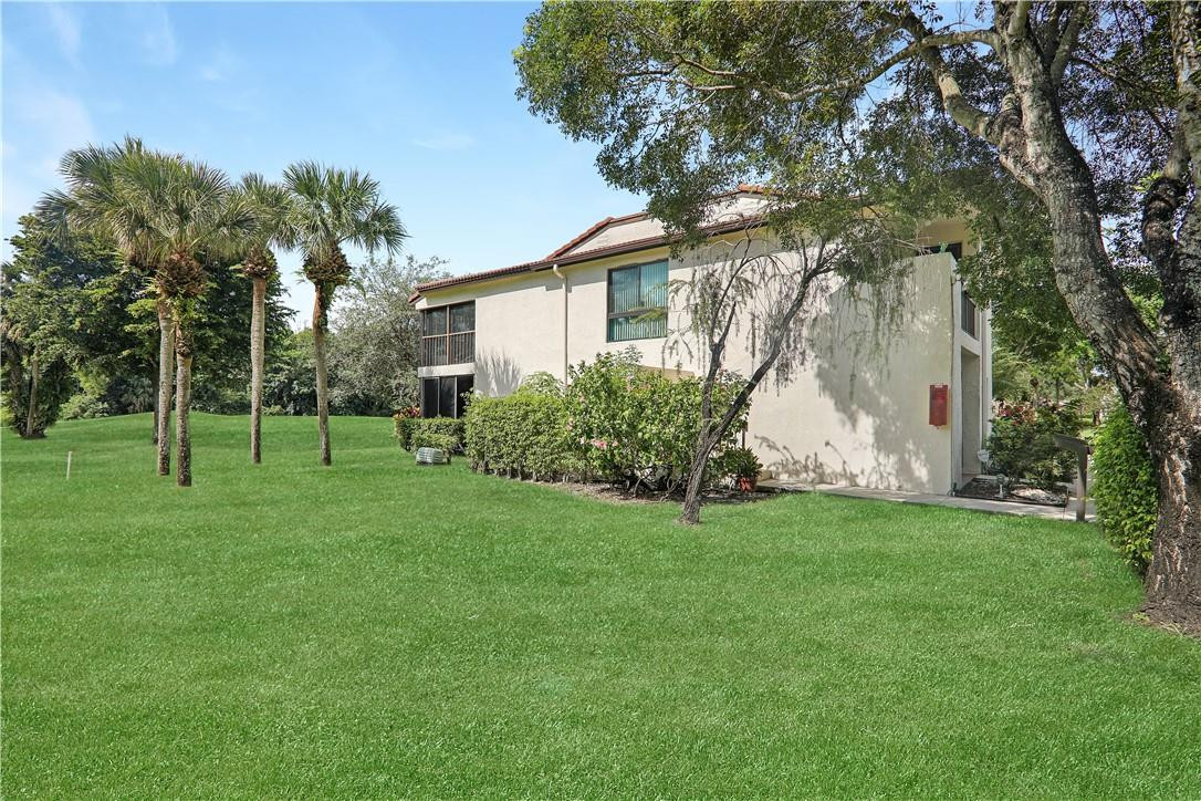 7956 Eastlake Drive, Unit A Boca Raton, FL 33433 - Photo 21 of 24 Exterior