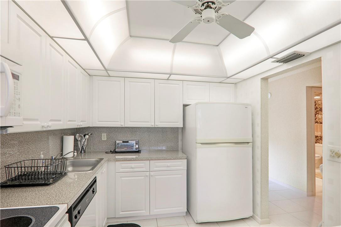 7956 Eastlake Drive, Unit A Boca Raton, FL 33433 - Photo 6 of 24 Updated Kitchen