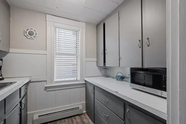 $1,950 | 526 Hevey Street, Unit 2, Manchester, NH 03102