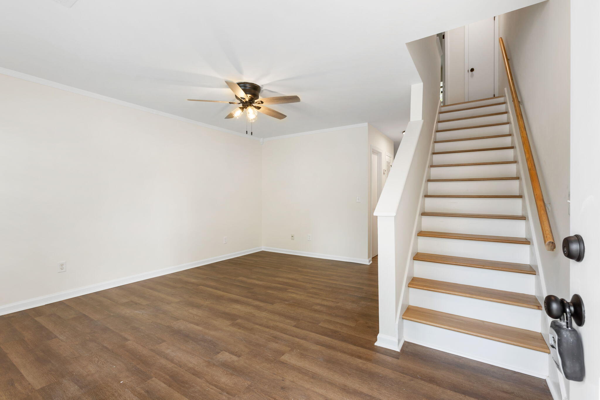 270 Fleming Road, Unit B Charleston, SC 29412 - Photo 2 of 17