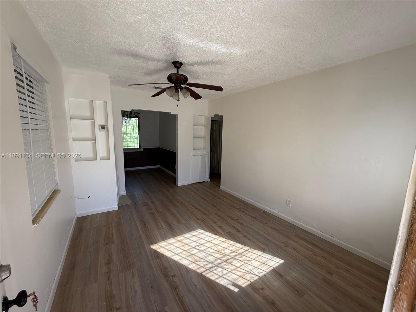 1043 Northwest 75th Street Miami, FL 33150 - Photo 3 of 11