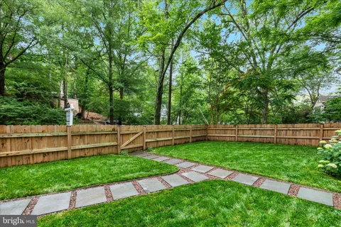$799,999 | 4111 Denfeld Avenue, Kensington, MD 20895