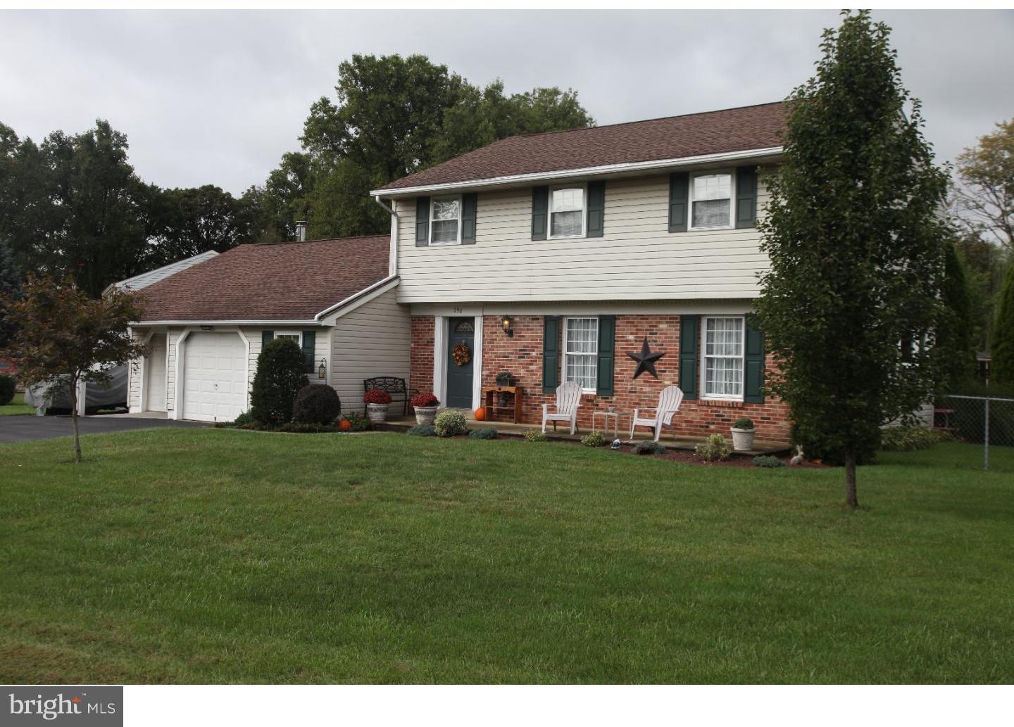 296 Bloomfield Road Warminster, PA 18974 - Photo 2 of 24 Exterior Front