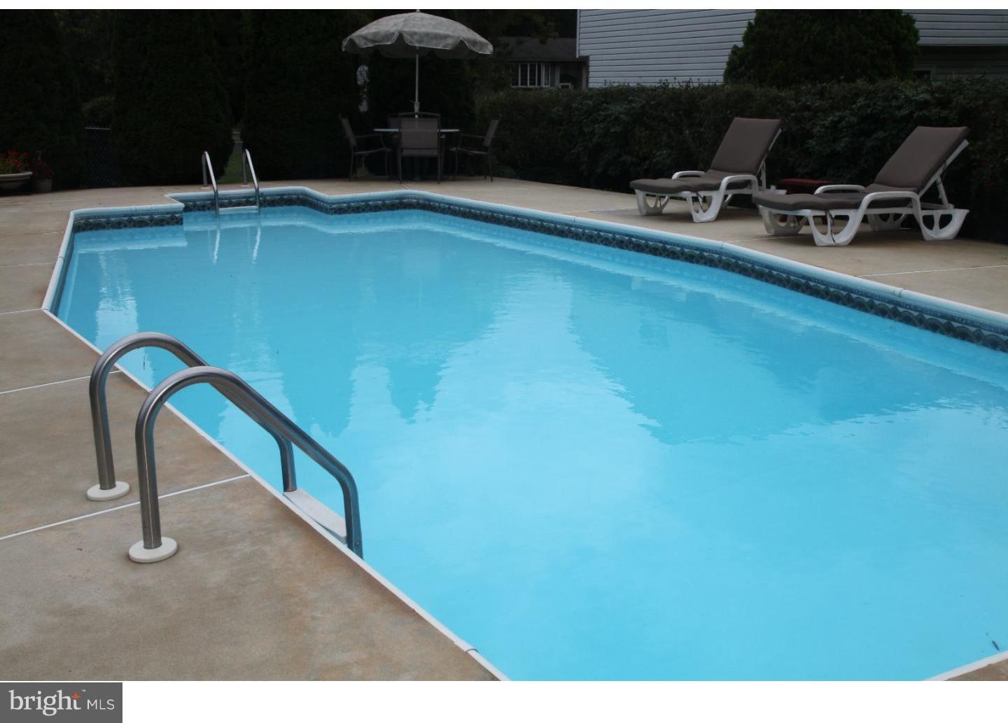 296 Bloomfield Road Warminster, PA 18974 - Photo 22 of 24 Pool