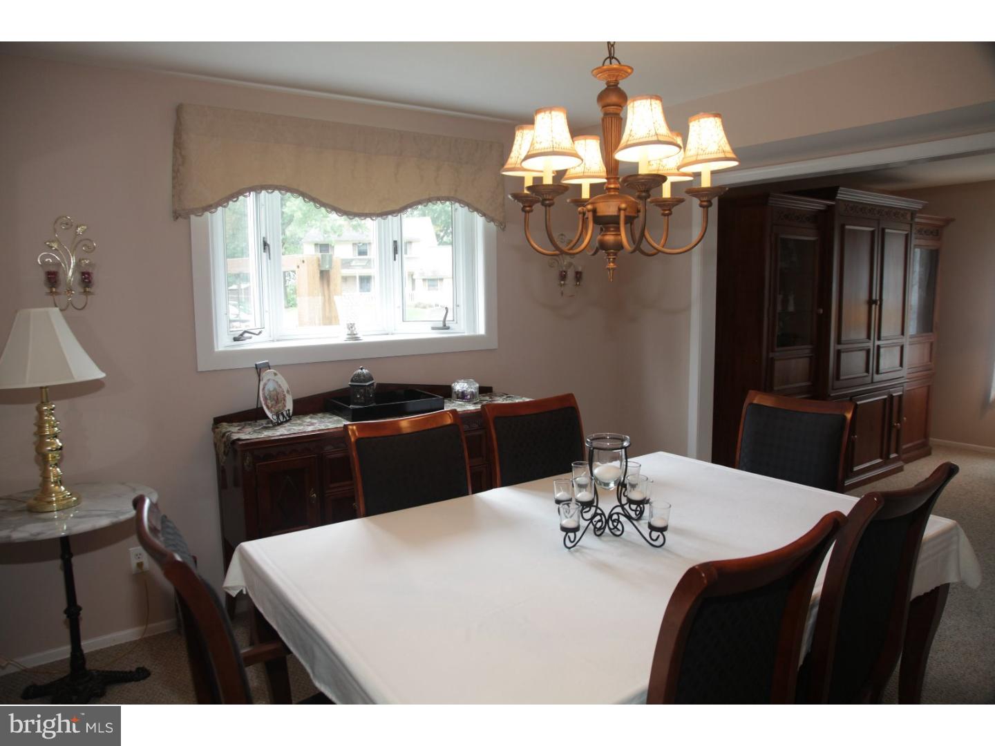296 Bloomfield Road Warminster, PA 18974 - Photo 7 of 24 Dining Room