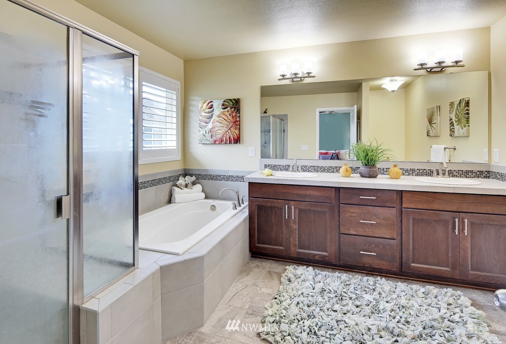 6630 High Point Drive Southwest Seattle, WA 98126 - Photo 12 of 20 Gallery Image 12