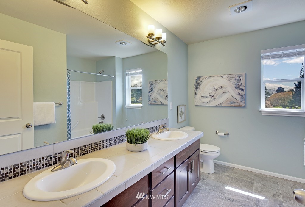 6630 High Point Drive Southwest Seattle, WA 98126 - Photo 17 of 20 Gallery Image 17