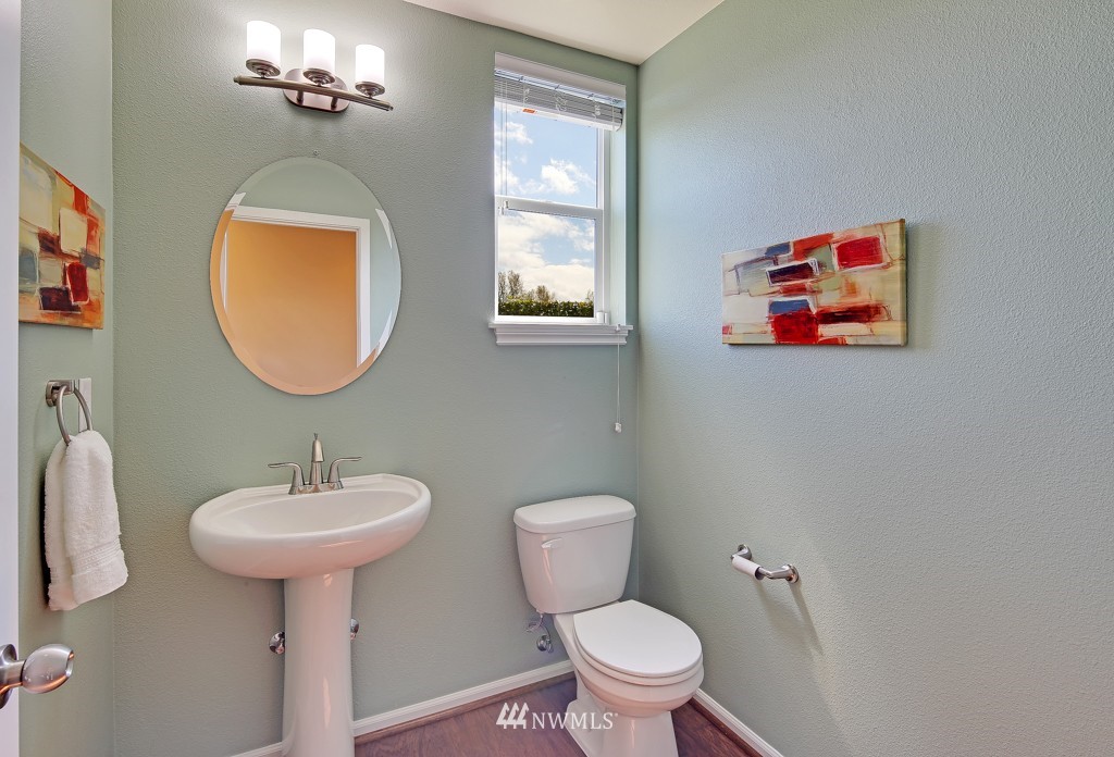 6630 High Point Drive Southwest Seattle, WA 98126 - Photo 18 of 20 Gallery Image 18