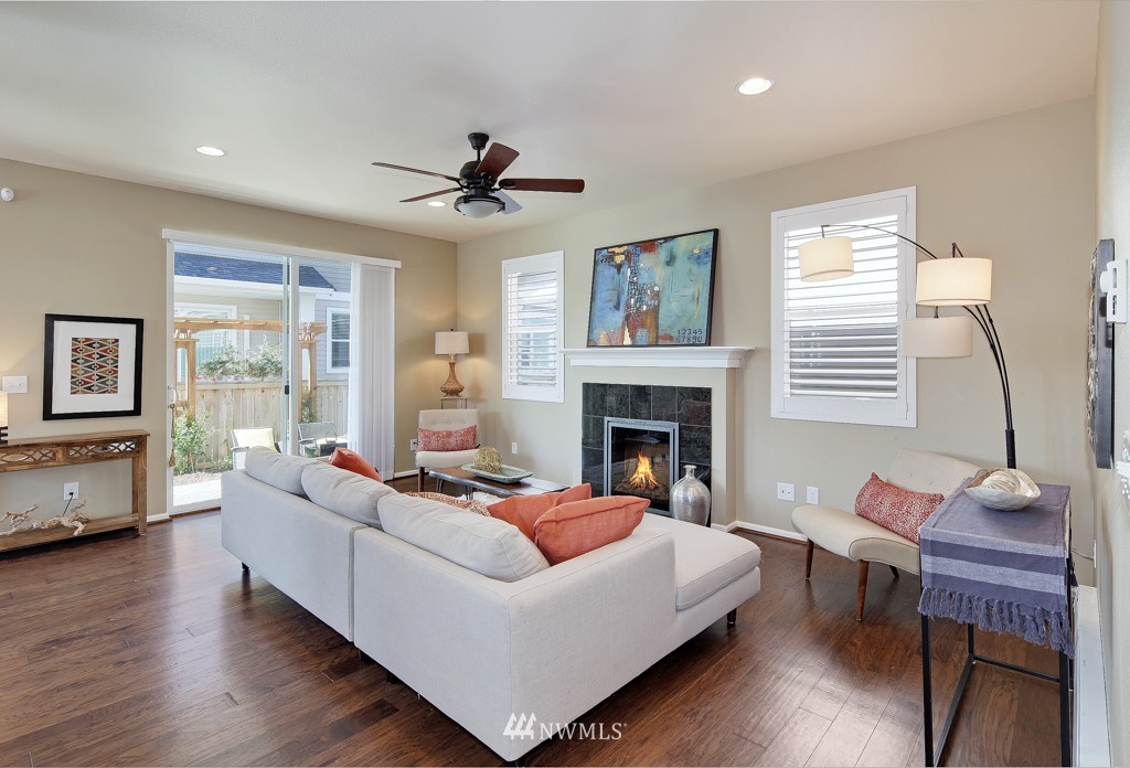 6630 High Point Drive Southwest Seattle, WA 98126 - Photo 4 of 20 Gallery Image 4
