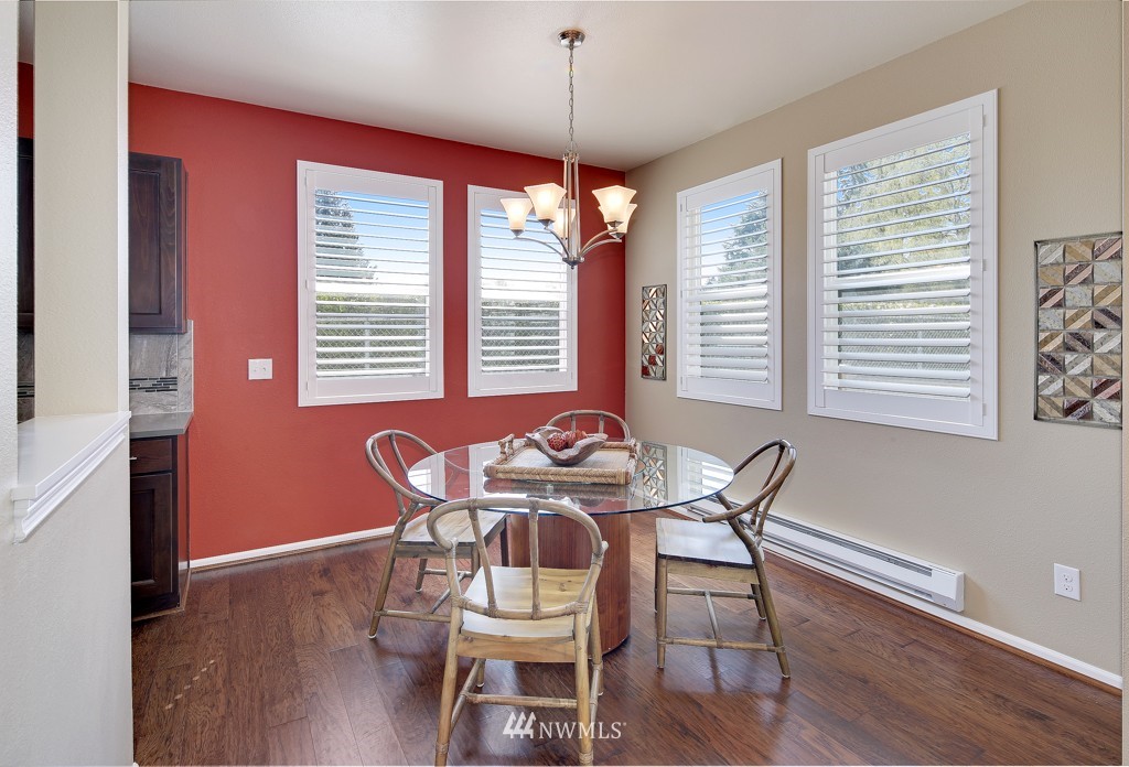 6630 High Point Drive Southwest Seattle, WA 98126 - Photo 5 of 20 Gallery Image 5