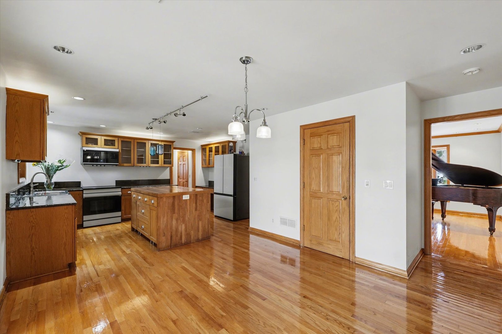 2404 North Nottingham Court Champaign, IL 61821 - Photo 18 of 62