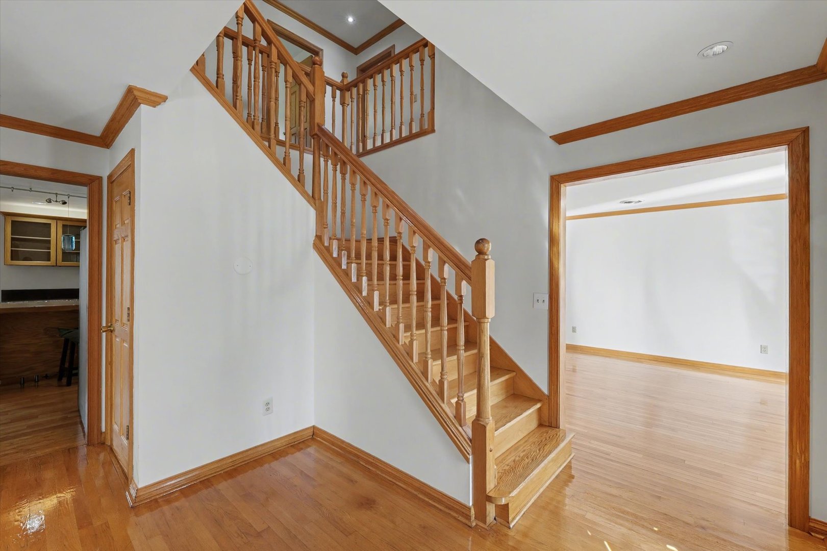 2404 North Nottingham Court Champaign, IL 61821 - Photo 6 of 62