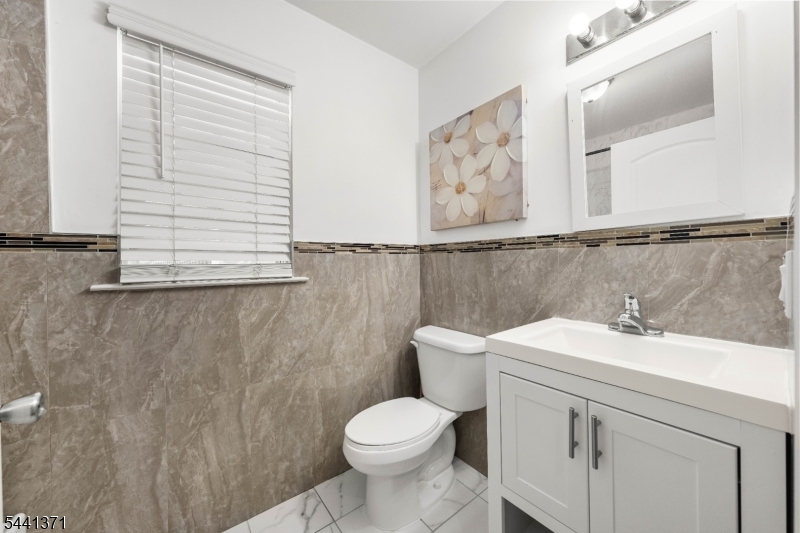 120 Fulton Street Elizabeth Port, NJ 07206 - Photo 20 of 29