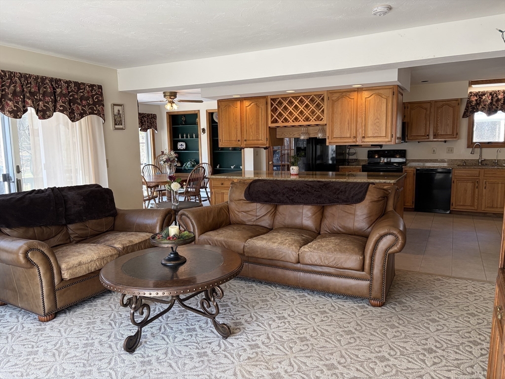 522 Greenville Road Ashby, MA 01431 - Photo 14 of 41