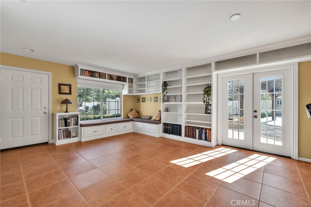 43922 Sassari Street Temecula, CA 92592 - Photo 4 of 38