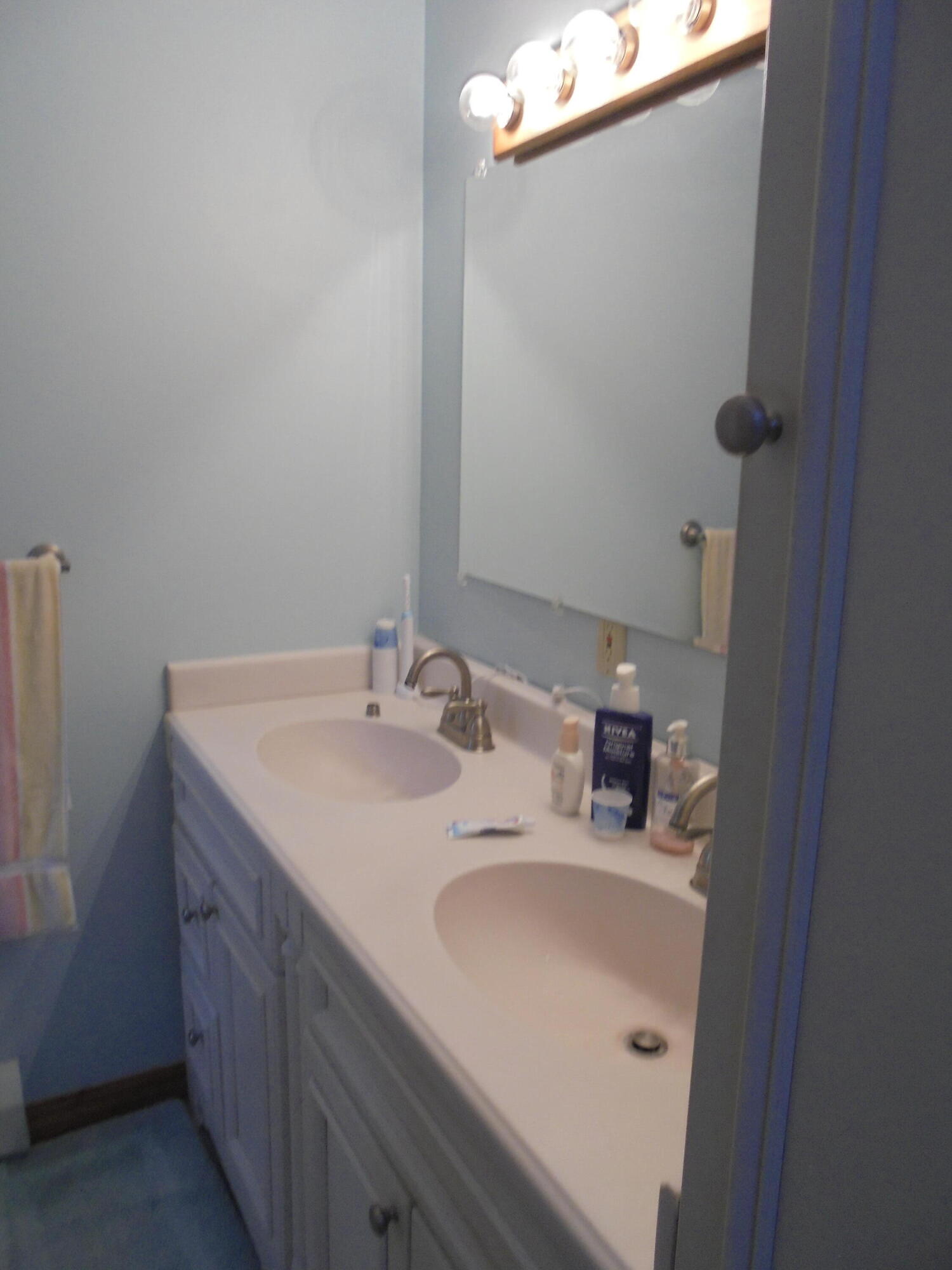 124 Decorum Road Surry, ME 04684 - Photo 15 of 41 DSC00756