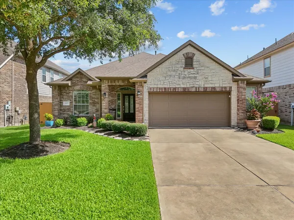 $2,649 | 2875 Torano Circle, League City, TX 77573