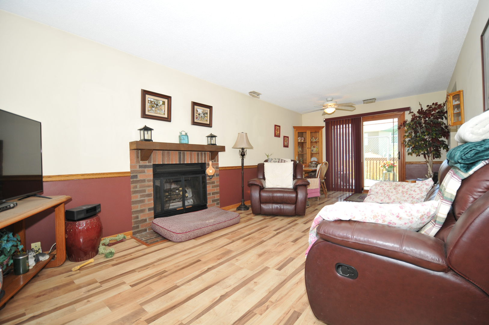 9 Brittany Lane Glendale Heights, IL 60139 - Photo 6 of 25