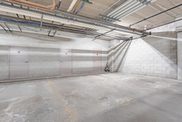 $350,000 | 6560 West Diversey Avenue, Unit 610, Chicago, IL 60707