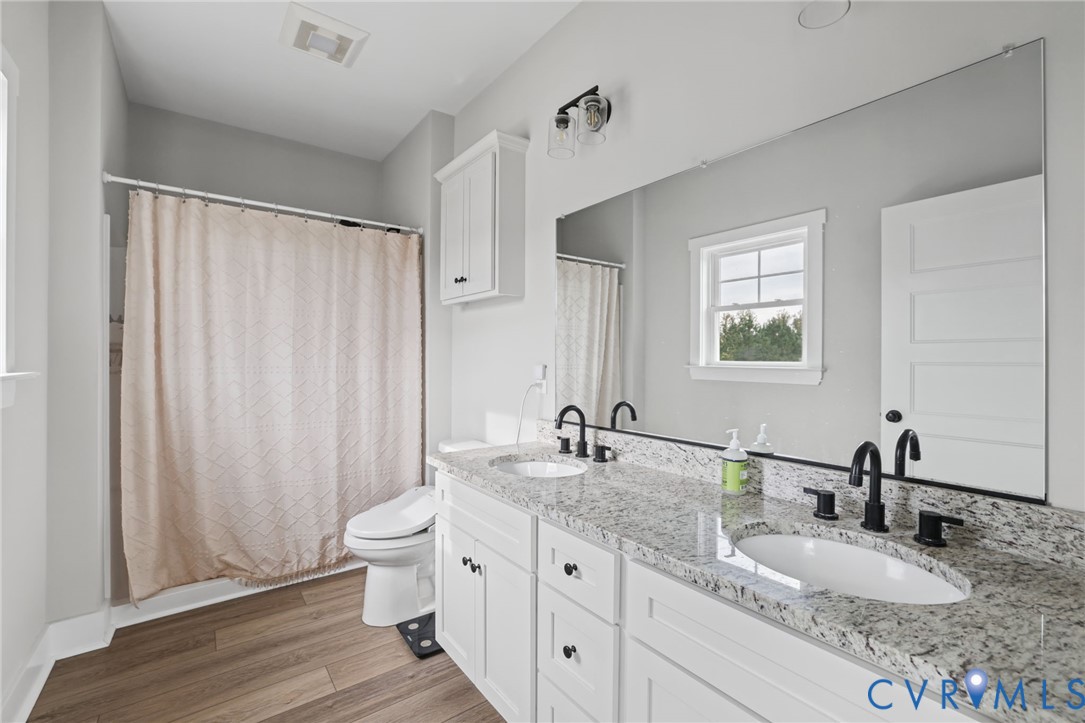 115 Jenkins Church Road Cumberland, VA 23040 - Photo 11 of 28 Dual vanity with granite countertop, undermount si