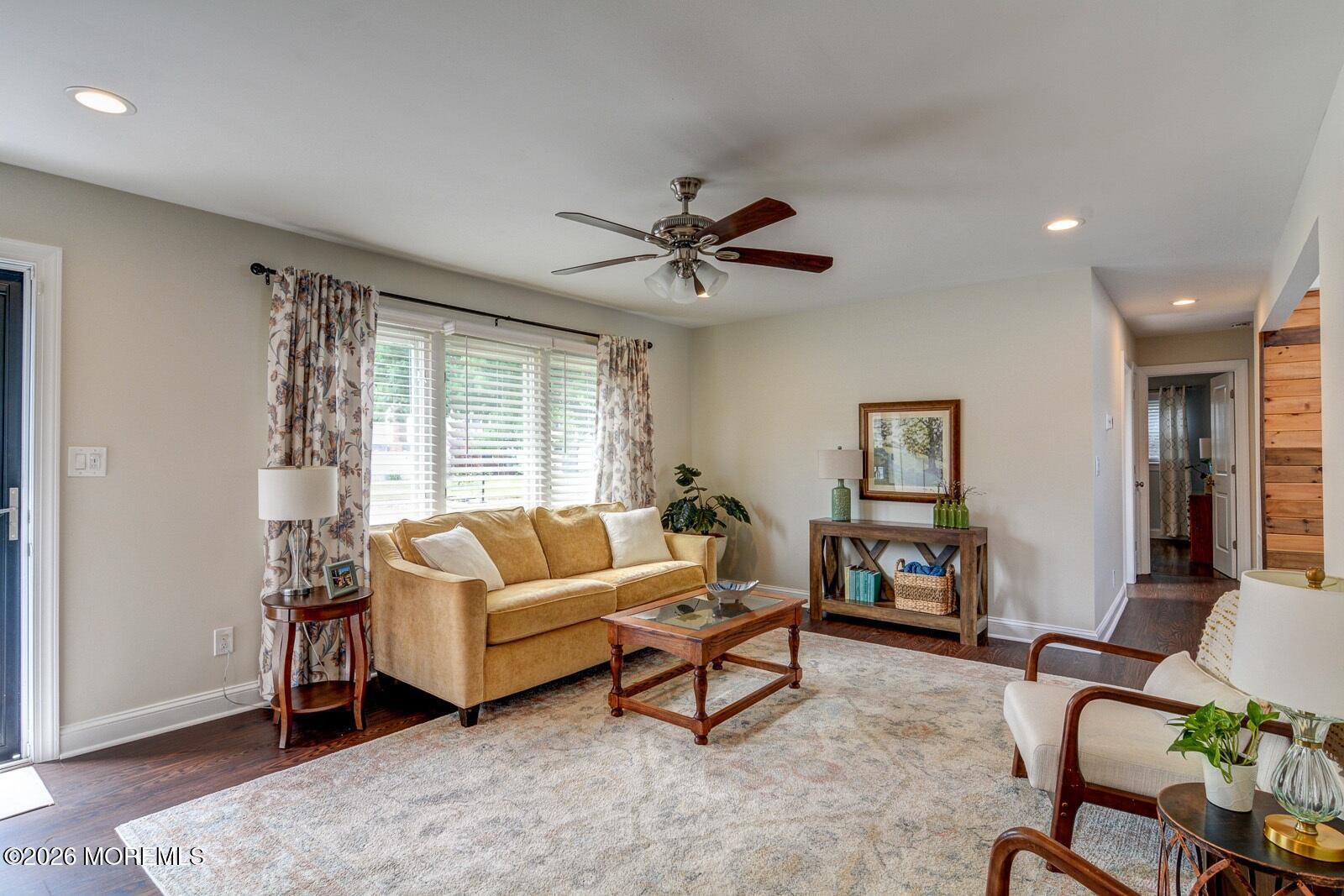546 Nicholas Road Brick, NJ 08724 - Photo 5 of 23 LR 2 546