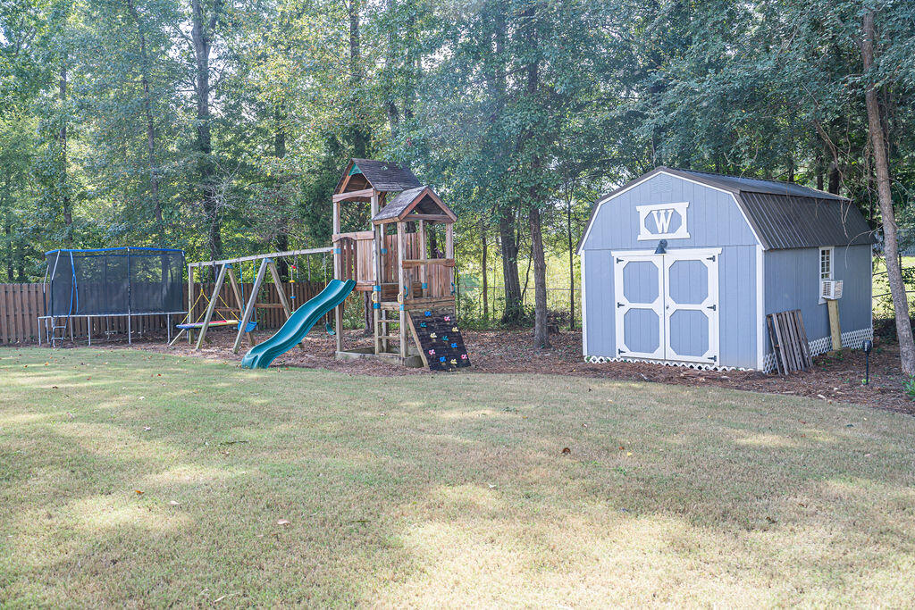 1410 Summit Way Grovetown, GA 30813 - Photo 35 of 37 Backyard with Workshop