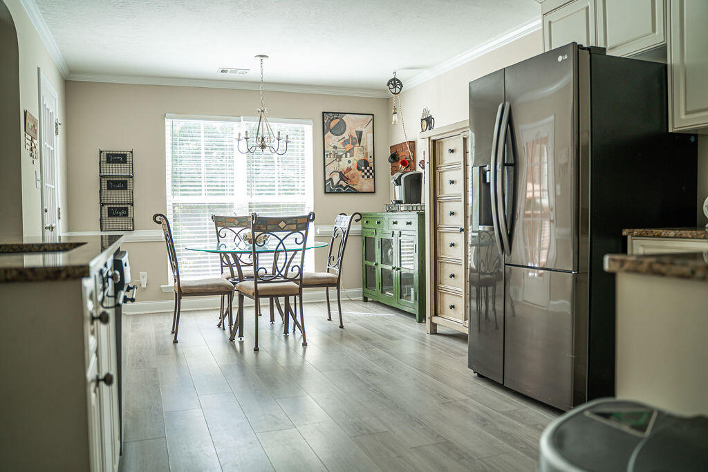 1410 Summit Way Grovetown, GA 30813 - Photo 6 of 37 Eat in Kitchen