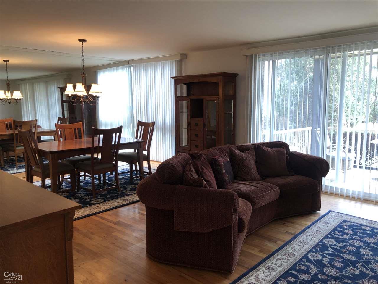 4047 West Maple Road Bloomfield Hills, MI 48301 - Photo 5 of 35