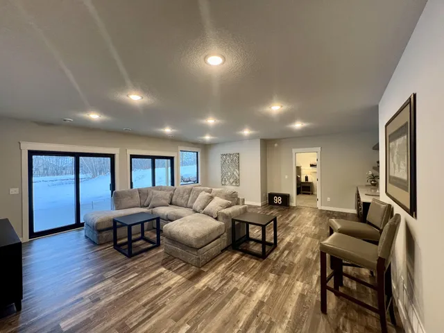 $1,270,000 | 24702 White Pine Drive, Nisswa, MN 56468