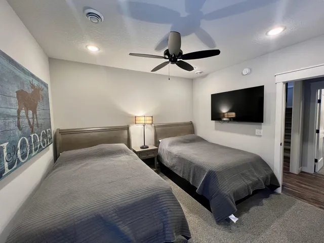 $1,270,000 | 24702 White Pine Drive, Nisswa, MN 56468