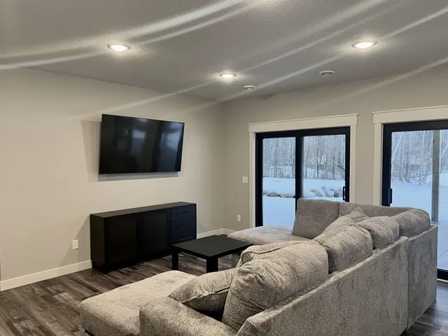 $1,270,000 | 24702 White Pine Drive, Nisswa, MN 56468