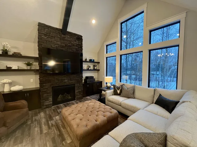 $1,270,000 | 24702 White Pine Drive, Nisswa, MN 56468