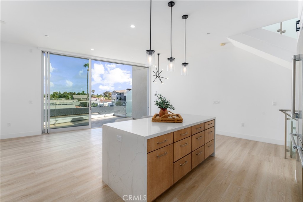 2648 State Street Carlsbad, CA 92008 - Photo 5 of 24