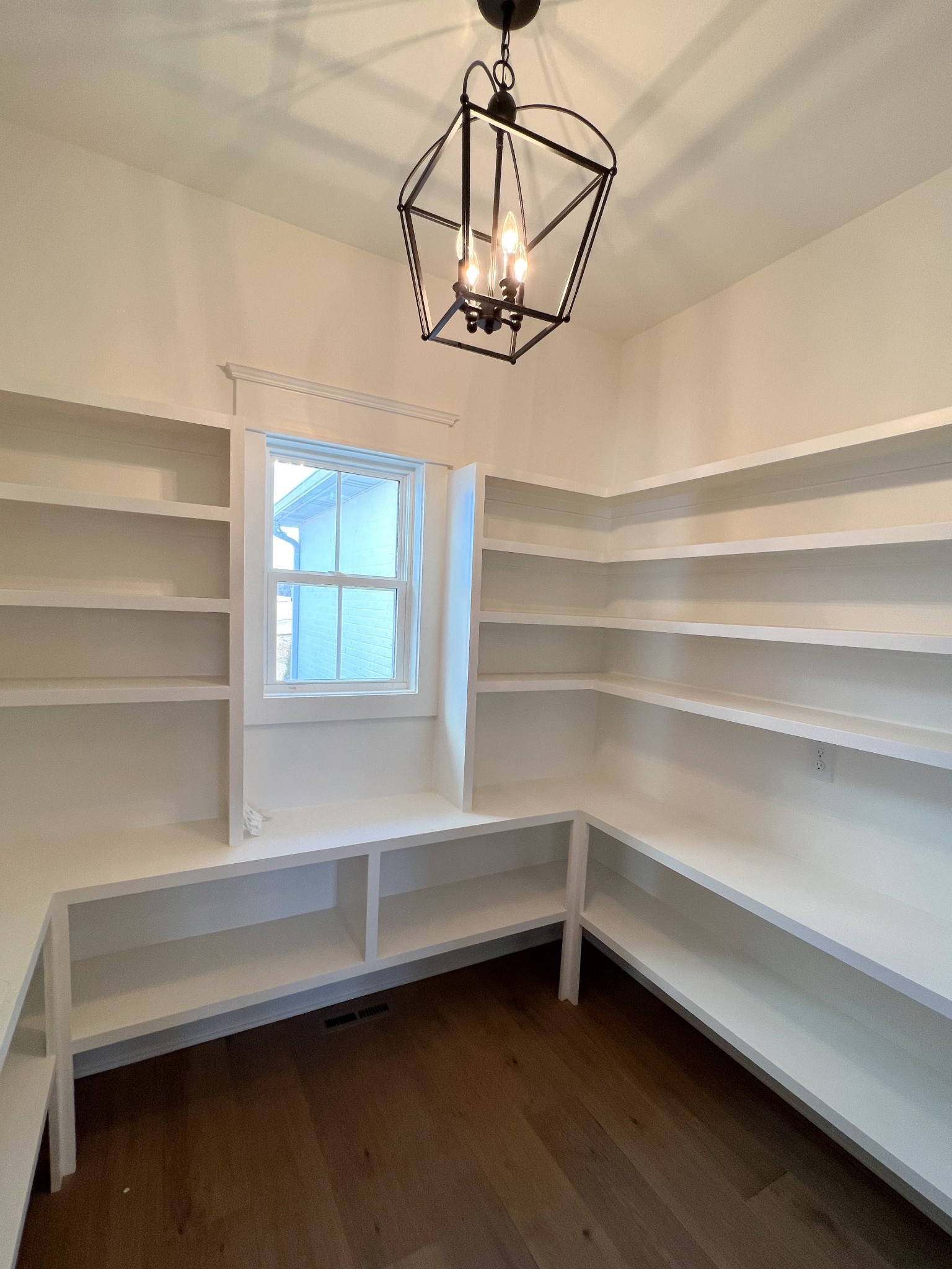 2040 Cairo Bend Road Lebanon, TN 37087 - Photo 15 of 38 a view of an empty room with a window