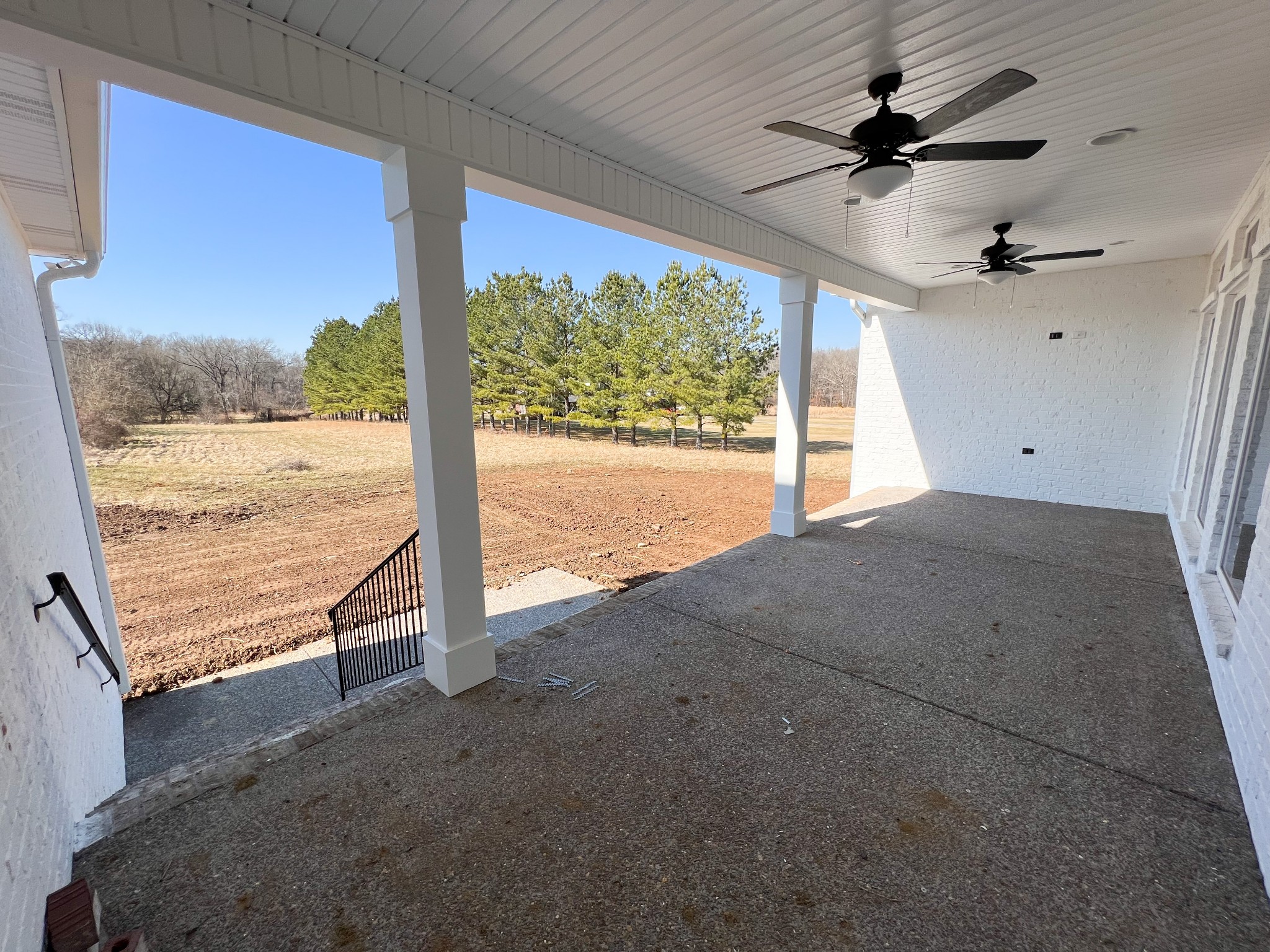 2040 Cairo Bend Road Lebanon, TN 37087 - Photo 24 of 38 a view of a room with a large window