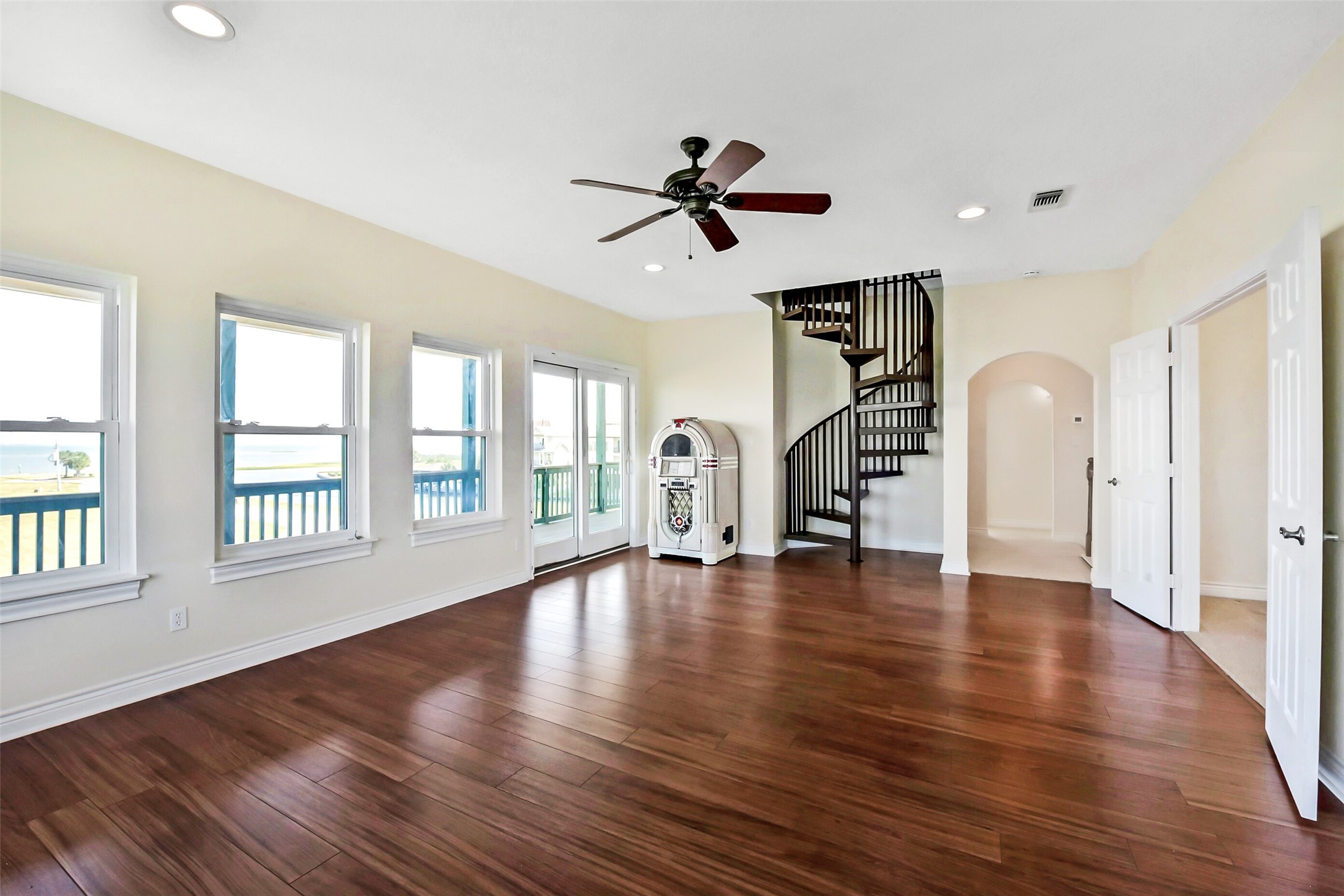 1 Loggerhead Hitchcock, TX 77563 - Photo 26 of 50 Game Room with spiral staircase that leads to the look out area!