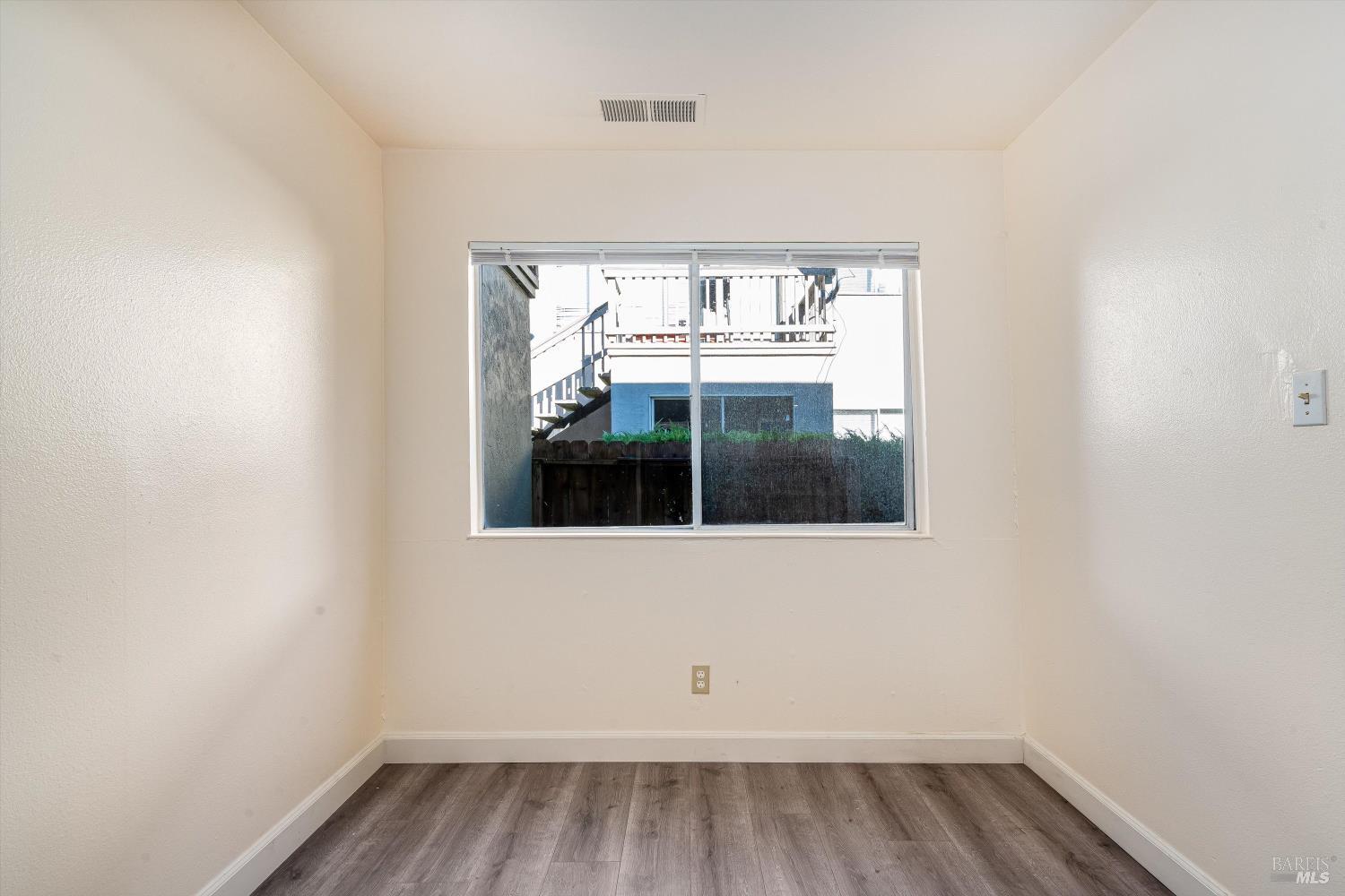 220-226 Arlen Drive Rohnert Park, CA 94928 - Photo 11 of 56 an empty room with a window